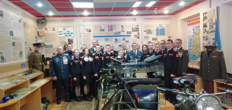 Кадеты параллели 8-х классов посетили «Учебно-методический центр по гражданской обороне и чрезвычайным ситуациям Нижегородской области имени Маршала Советского Союза В.И. Чуйкова»