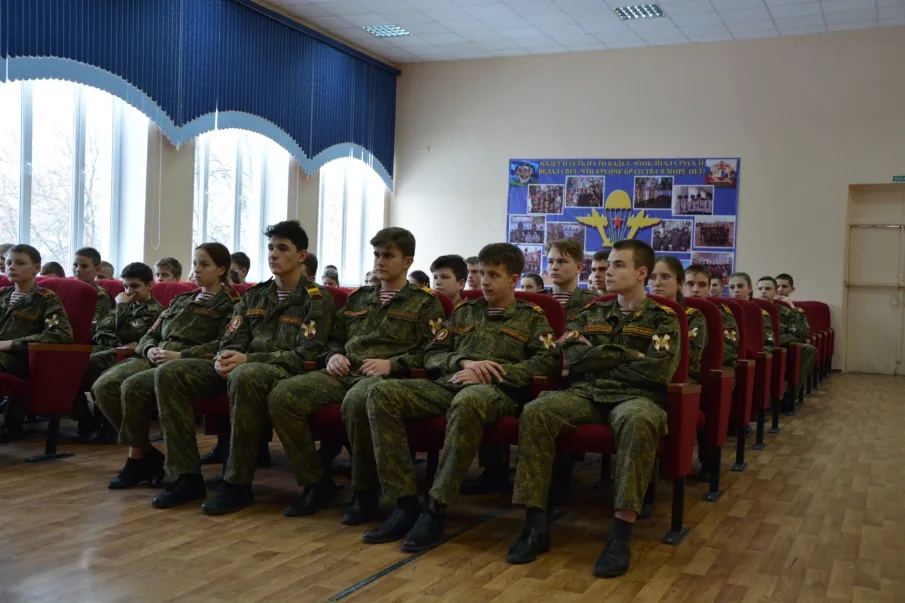 В Нижегородской кадетской школе прошел исторический квест "Сталинградская битва". 